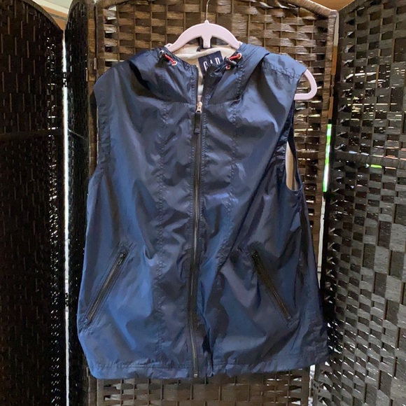 GAP Other - VTG Gap Navy Hooded Vest